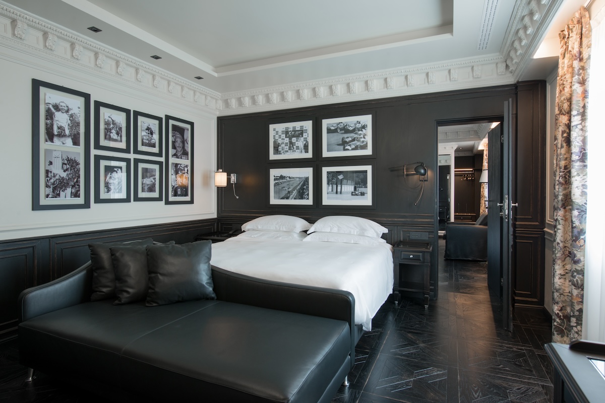 Elegant room at Hotel de la Ville Monza near the Autodromo
